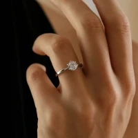 /public/photos/live/Classic Engagement Ring-1071 (6).webp